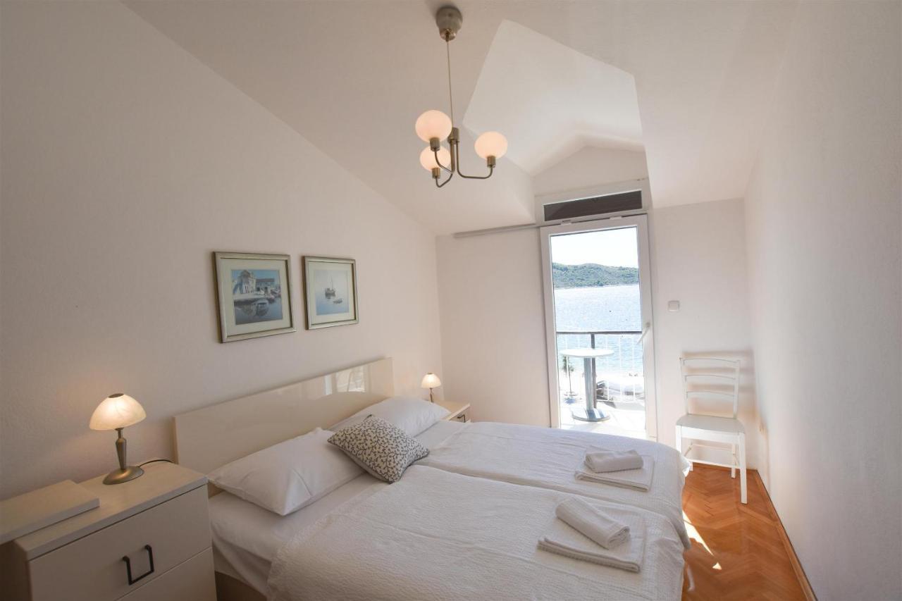 Apartment Bene Primošten Exteriör bild